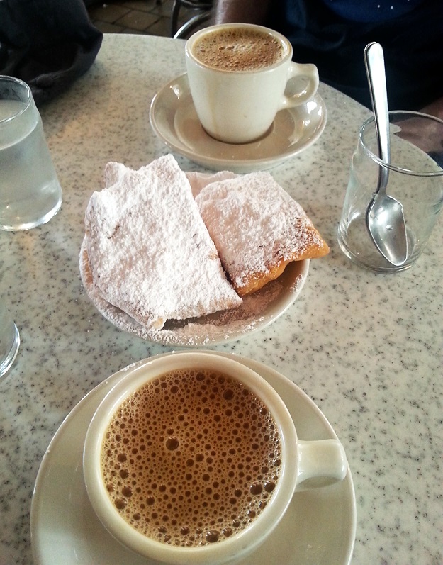 Beignets at Cafe du Monde New Orleans