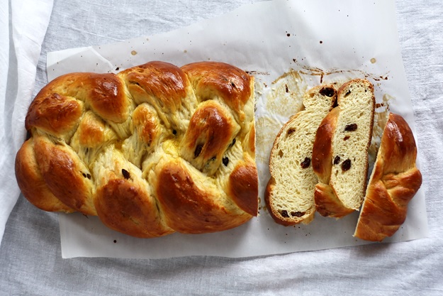 Braided sweet yeast bread