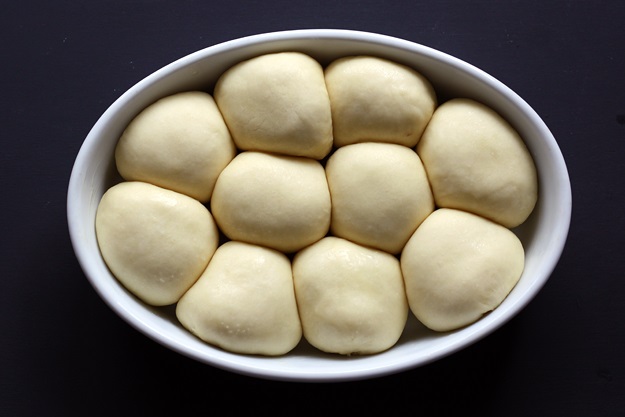 Buchteln Austrian yeast rolls