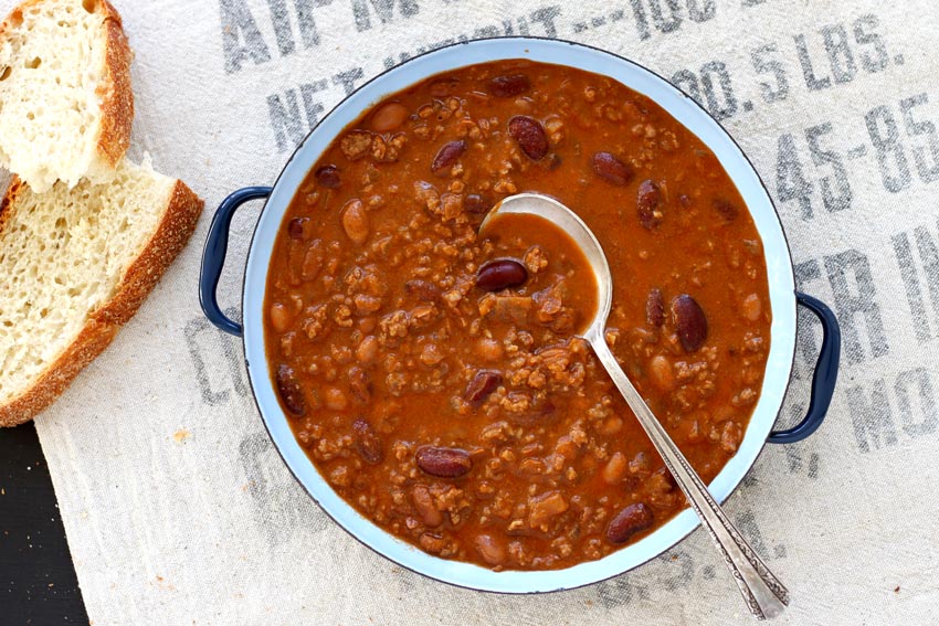 chili on plate with bread