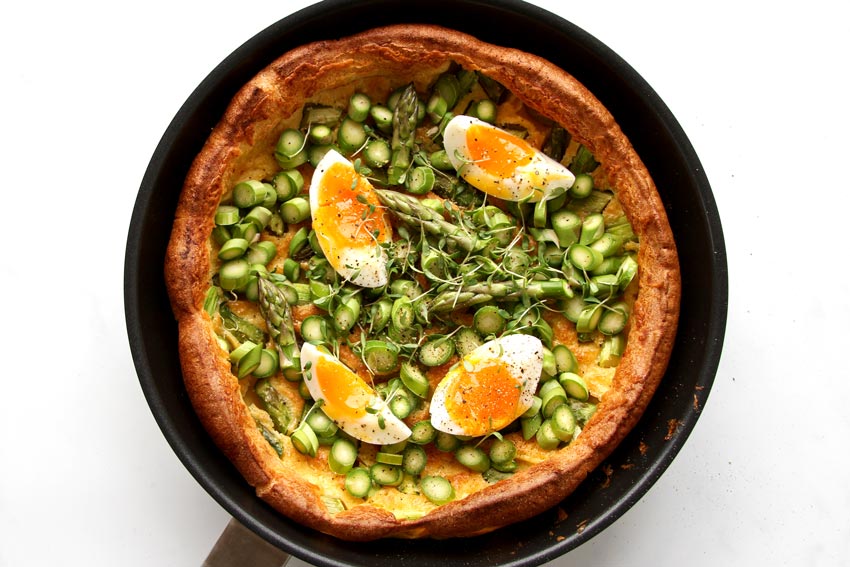 Dutch Baby with green asparagus and egg