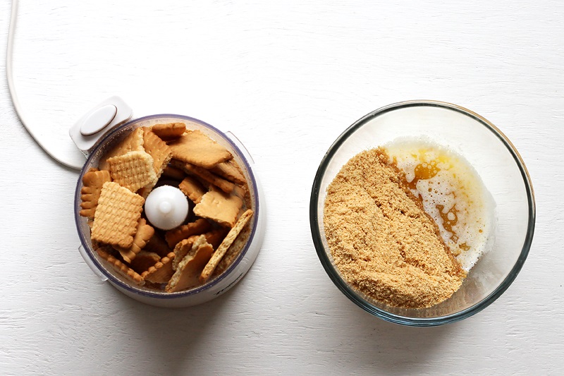 Graham crackers in food processor