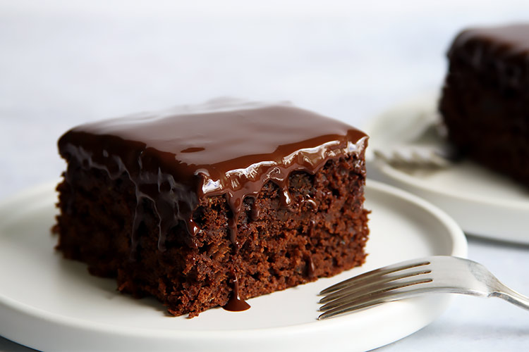 Easy chocolate zucchini cake recipe