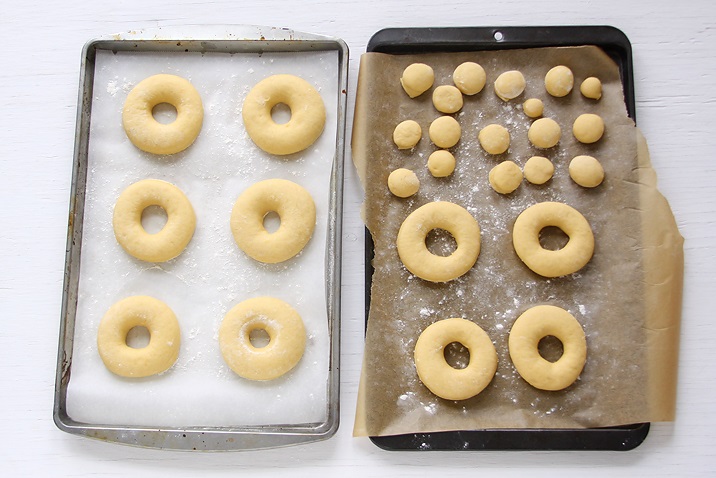 Easy donuts recipe