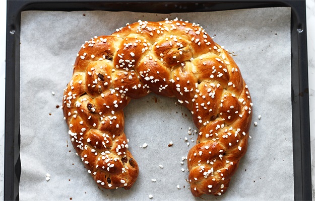 Easy fluffy brioche crescent recipe