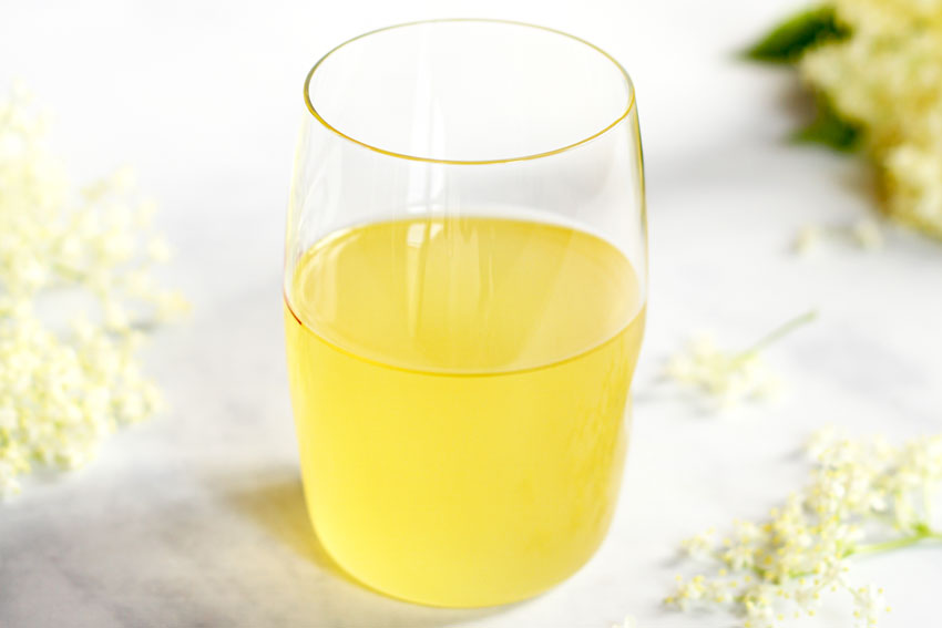 Elderflower cordial in glass