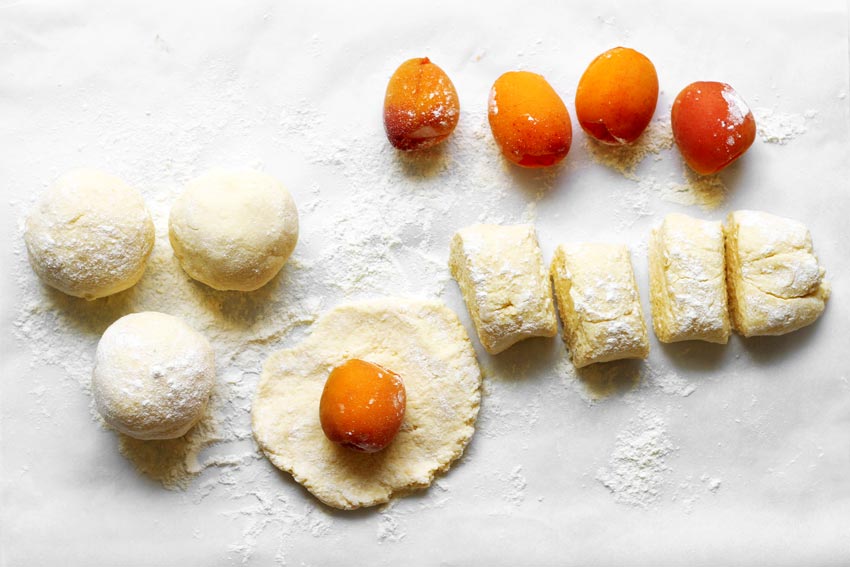 Filling apricot dumplings recipe