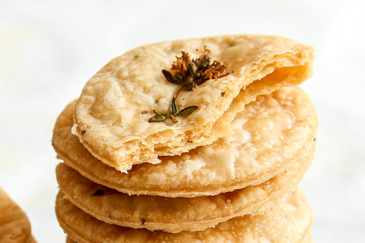 Flaky savory herb crackers recipe