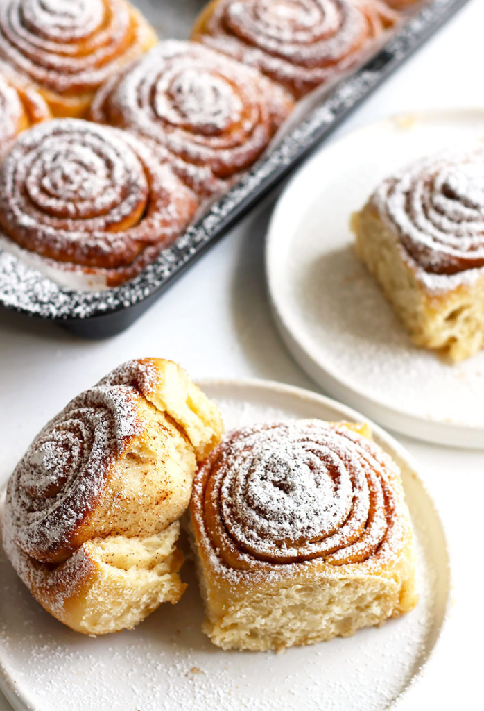 Fluffy Overnight Cinnamon Rolls