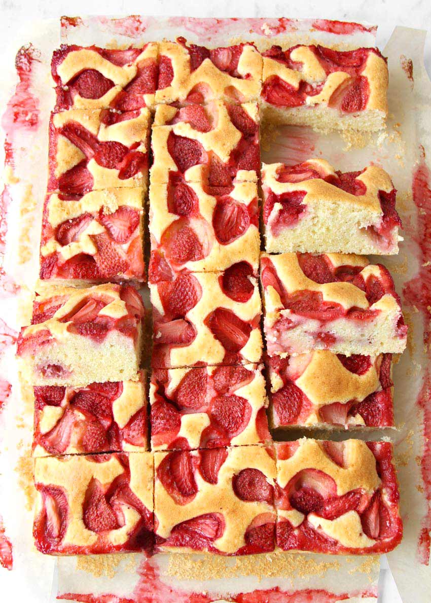 fresh strawberry cake