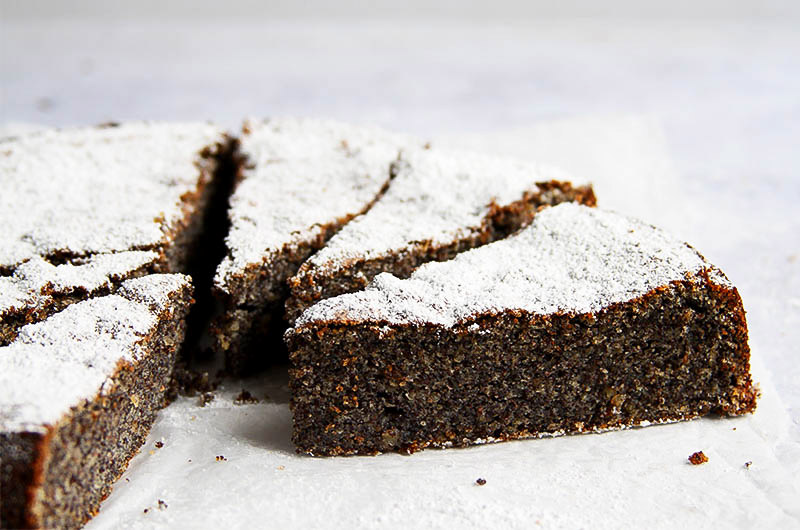 Gluten-free poppy seed cake recipe