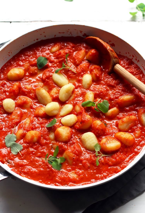 Quick Gnocchi with Tomato Sauce (10 minutes) » Little Vienna