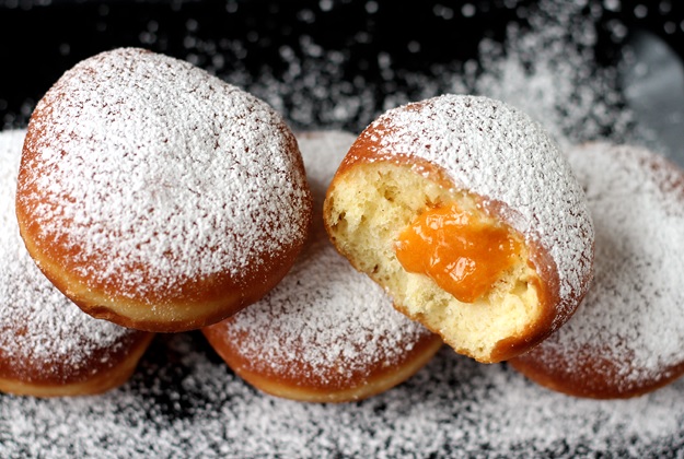 Krapfen Fluffy Austrian Donuts