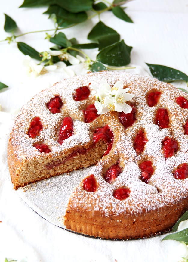 Linzer Tart with Strawberries Recipe