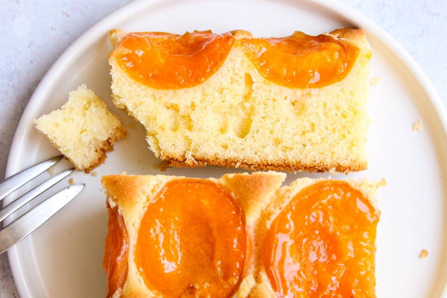 Moist apricot sheet cake recipe