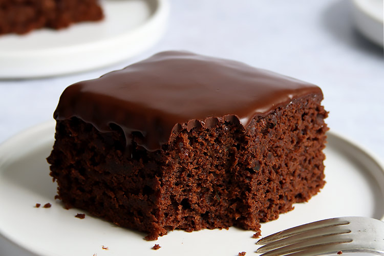 Moist chocolate zucchini cake recipe