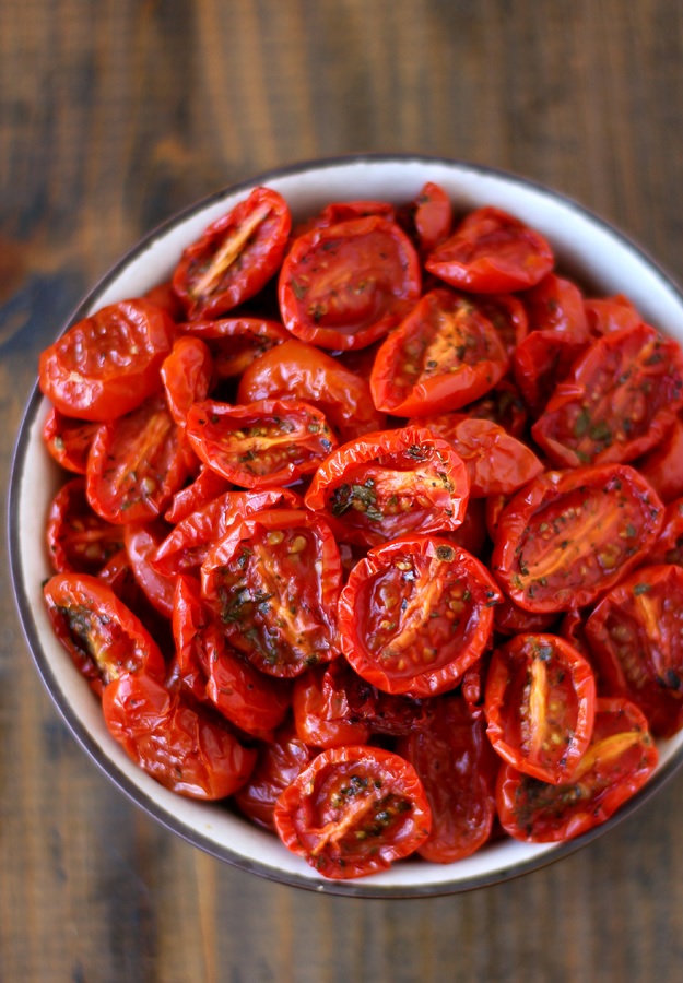 Oven-dried tomatoes recipe