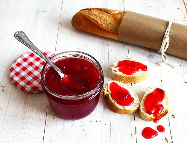 Quick blood orange jam with Aperol recipe