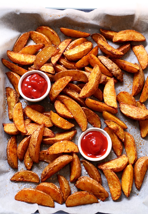 Quick crispy potato wedges oven recipe