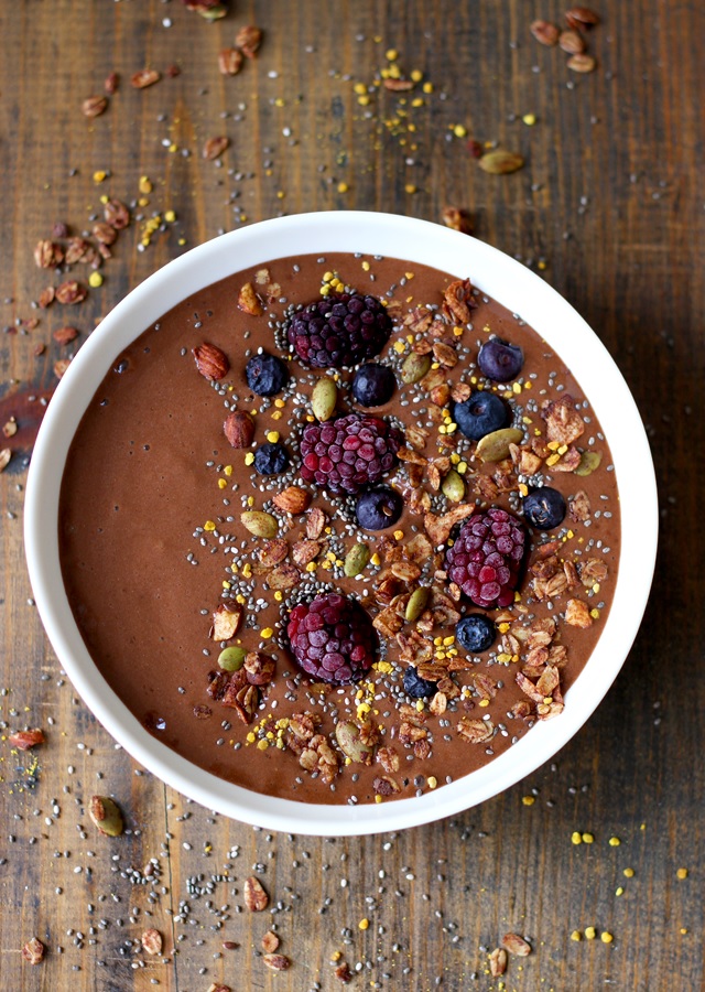 Raw Cacao Banana Smoothie Bowl - Recipe