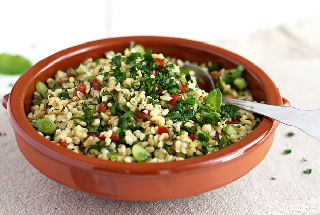 What to bring to a Potluck: Tabbouleh!