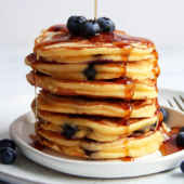Thick and Fluffy Blueberry Pancakes