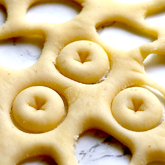 Recipe Homemade Oyster Crackers