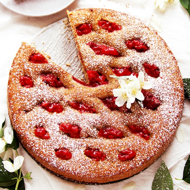 Linzer Torte with Strawberries