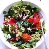 Lamb’s lettuce with oranges and grains