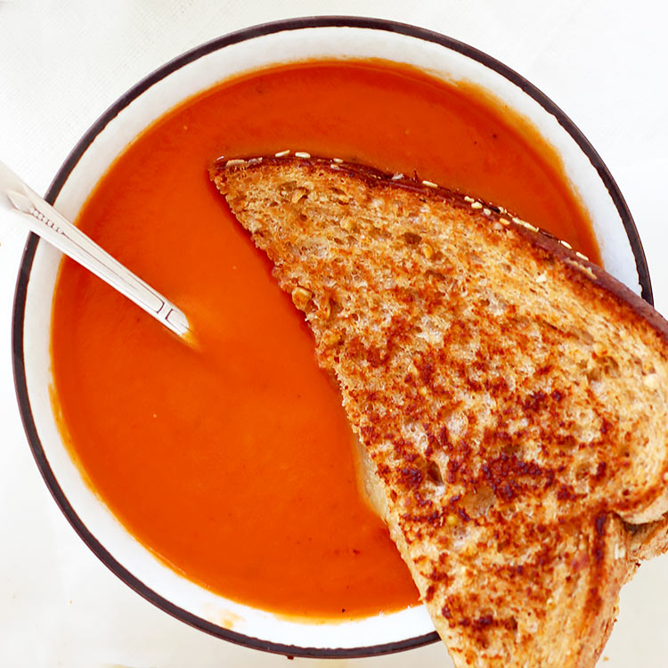 Recipe quick and creamy tomato soup » Little Vienna