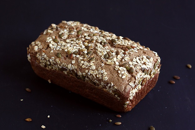 Rye Sourdough Bread (no knead)