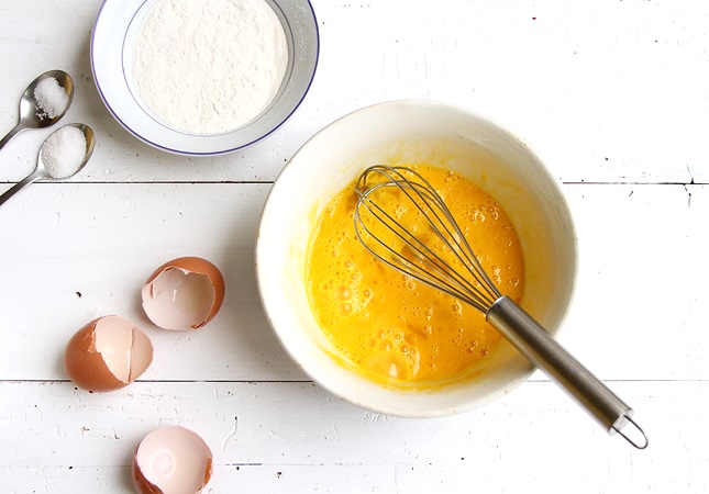 Step by step recipe for fluffy Dutch Baby