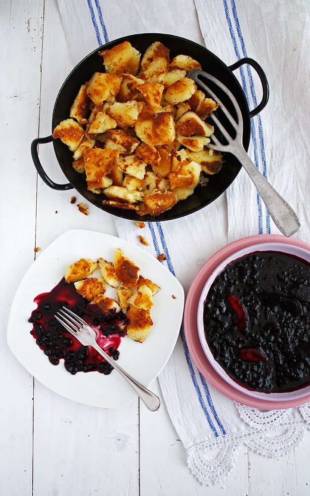 Stewed Elderberries with Baked Semolina