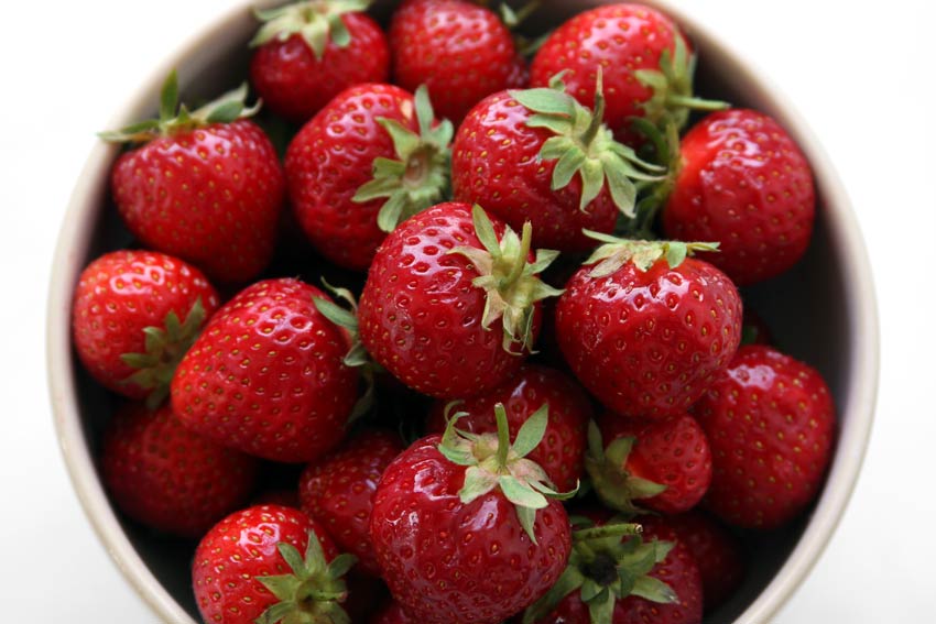 strawberries in bowl
