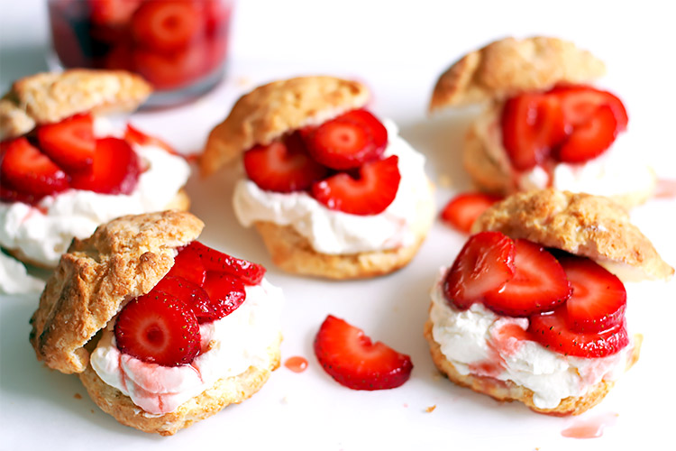 The easiest strawberry shortcake recipe