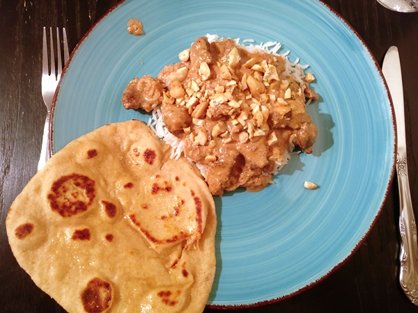 easy fluffy Naan following a recipe by lilvienna.com