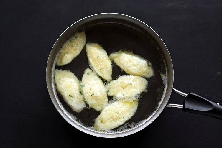 thumbnail image 2 of Maggi Grießklößchen Semolina Dumpling Soup - German Broth (1 Packet / 4 Servings) FREE US SHIPPING 2 of 6