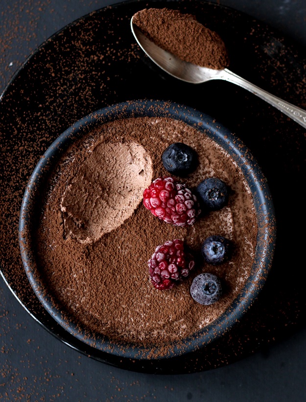 Simple Chocolate Mousse without eggs recipe